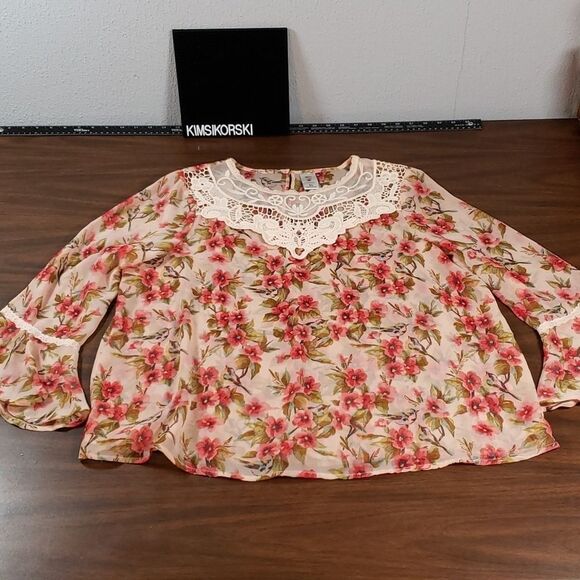Disney x‎ Lauren Conrad Snow White Sheer Floral & Bird Lace Neck Top Shirt XL - Picture 2 of 11